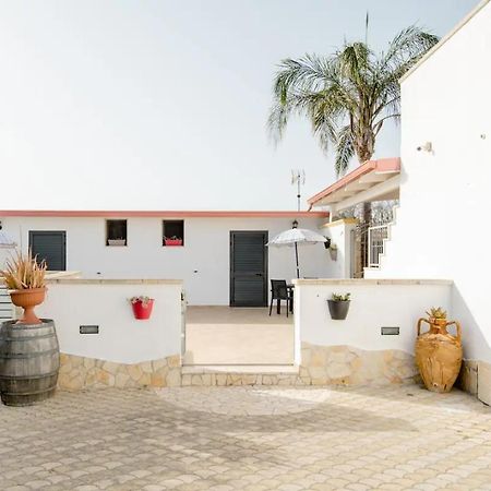 Briciola'S Rooms Porto Cesareo Bagian luar foto