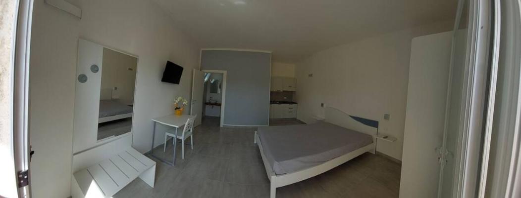 Briciola'S Rooms Porto Cesareo Bagian luar foto