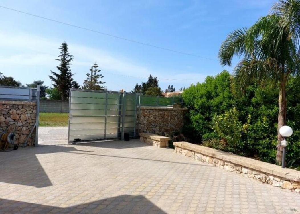 Briciola'S Rooms Porto Cesareo Bagian luar foto