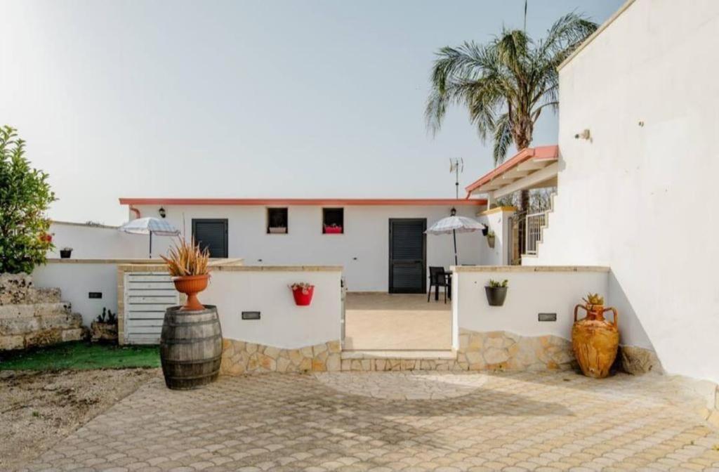 Briciola'S Rooms Porto Cesareo Bagian luar foto