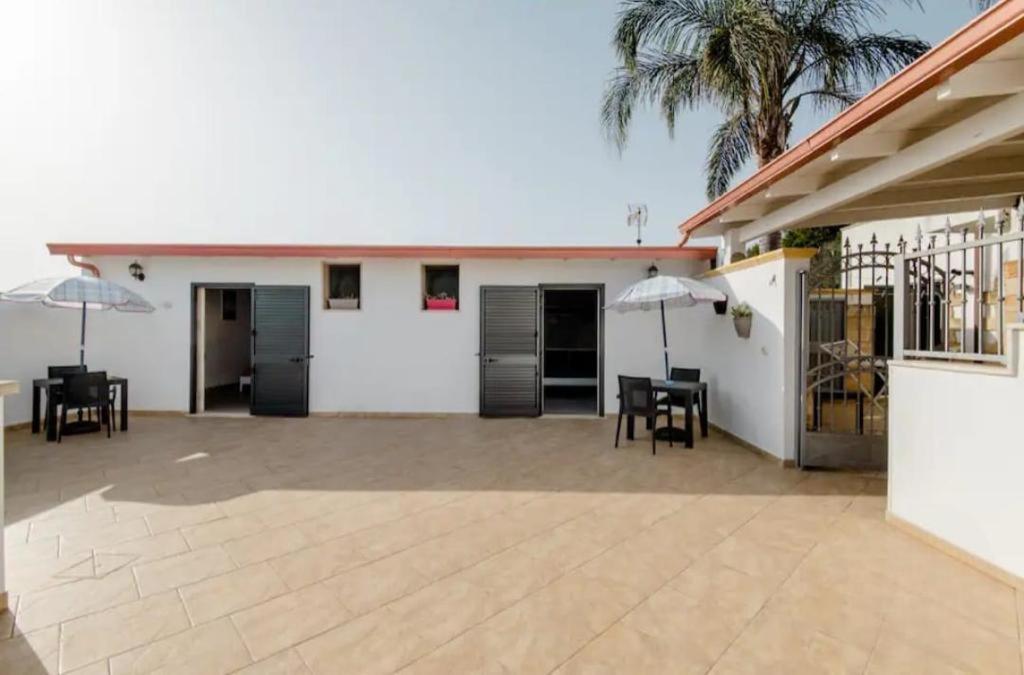 Briciola'S Rooms Porto Cesareo Bagian luar foto